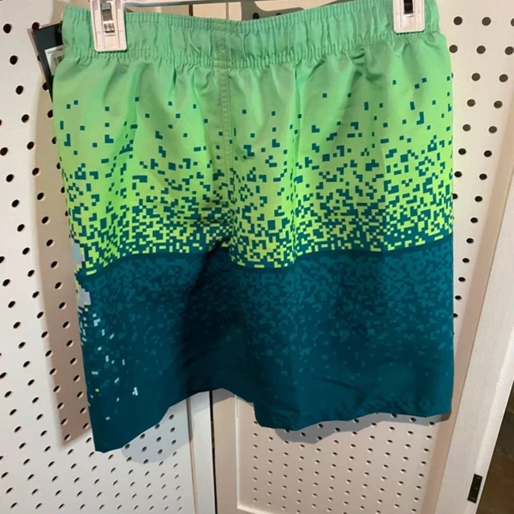 Under Armour Swim Trunks boys Size XL 18/20